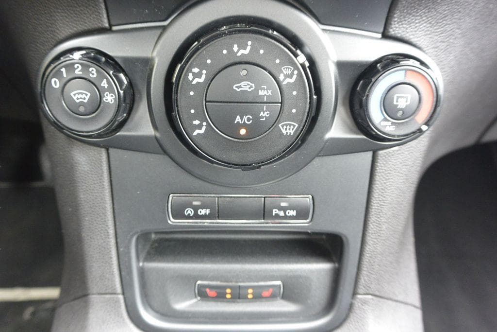 2014 Ford FIESTA - 20
