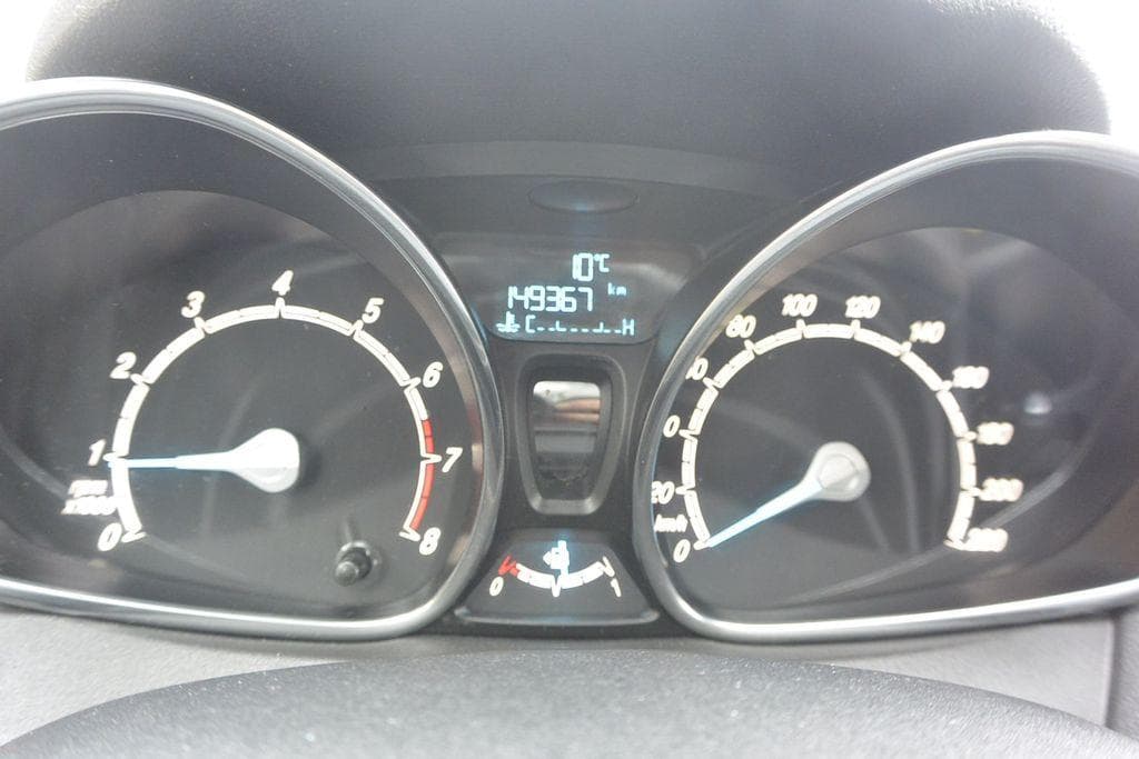 2014 Ford FIESTA - 16