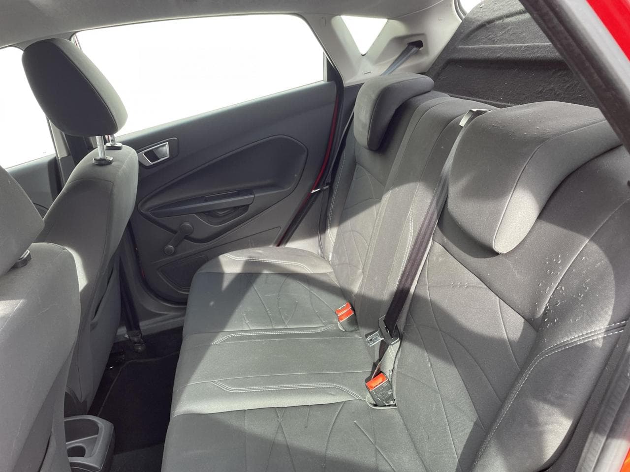 2013 Ford Fiesta - 9