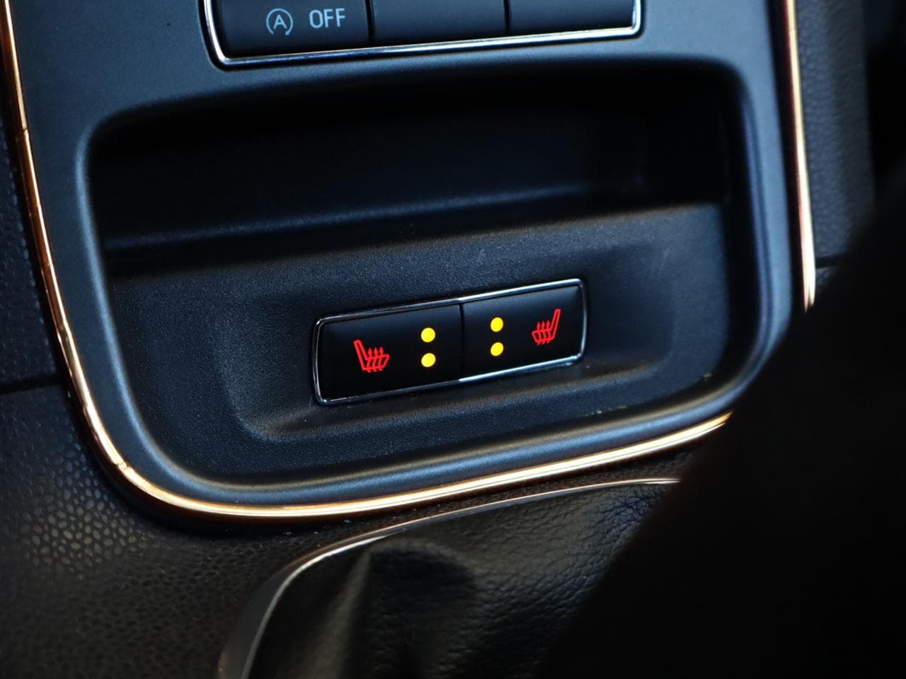 2013 Ford Fiesta - 18