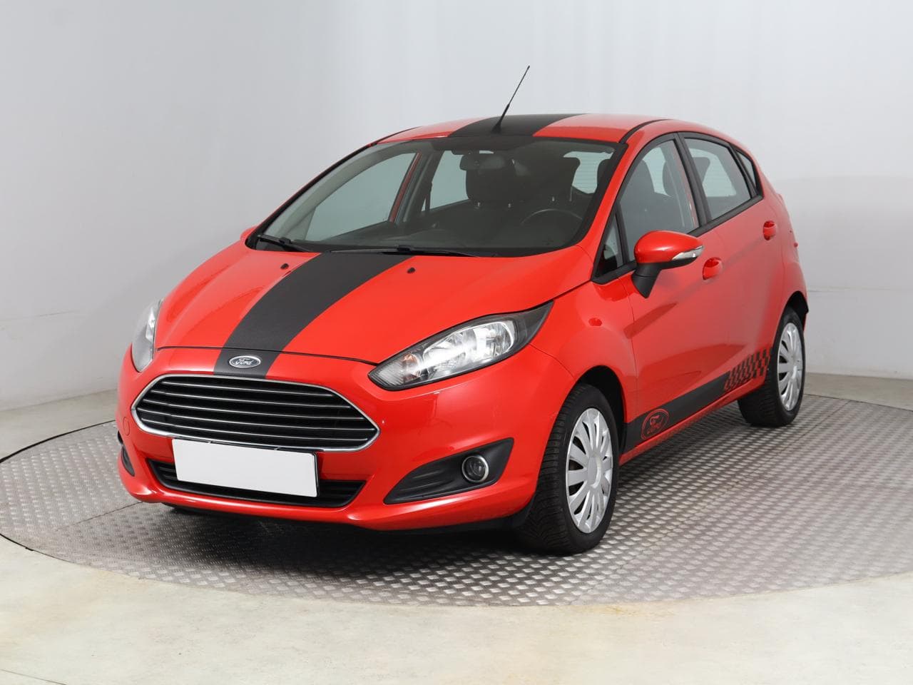 2013 Ford Fiesta - 3
