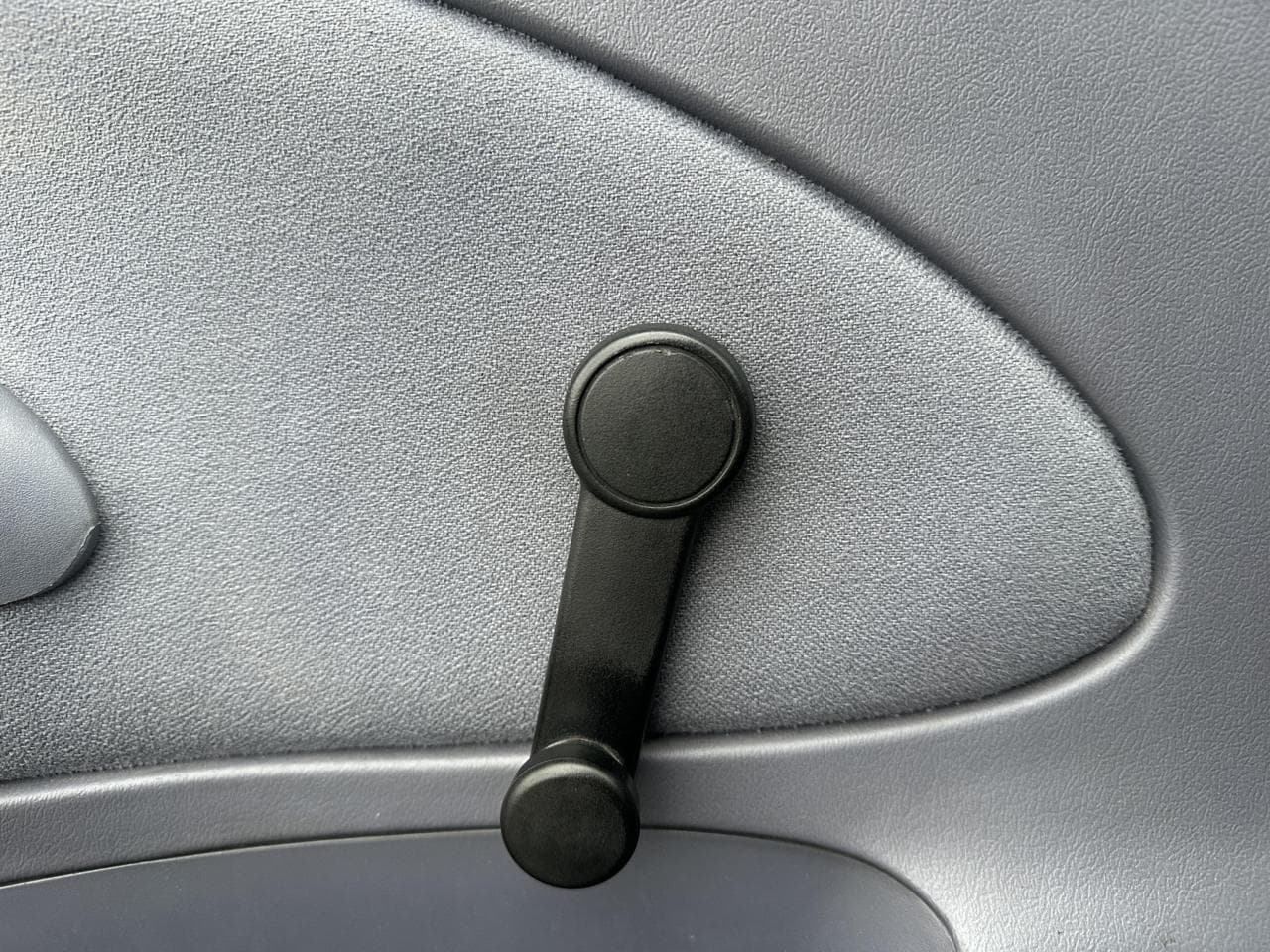 1998 Ford Fiesta - 16