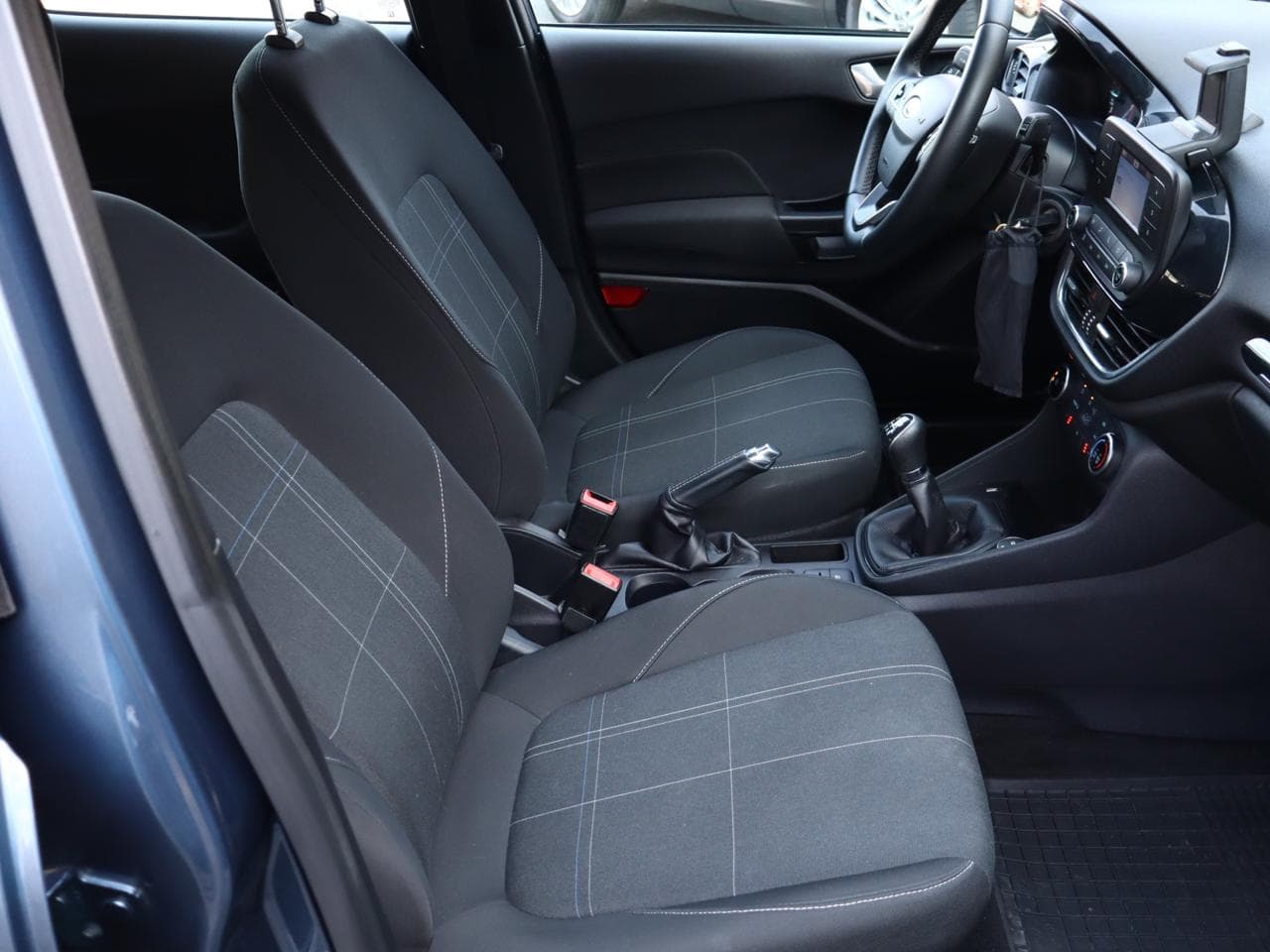 2019 Ford FIESTA - 10