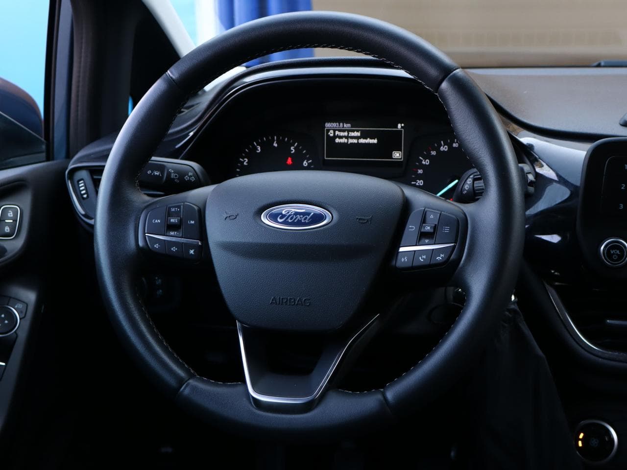 2019 Ford FIESTA - 19