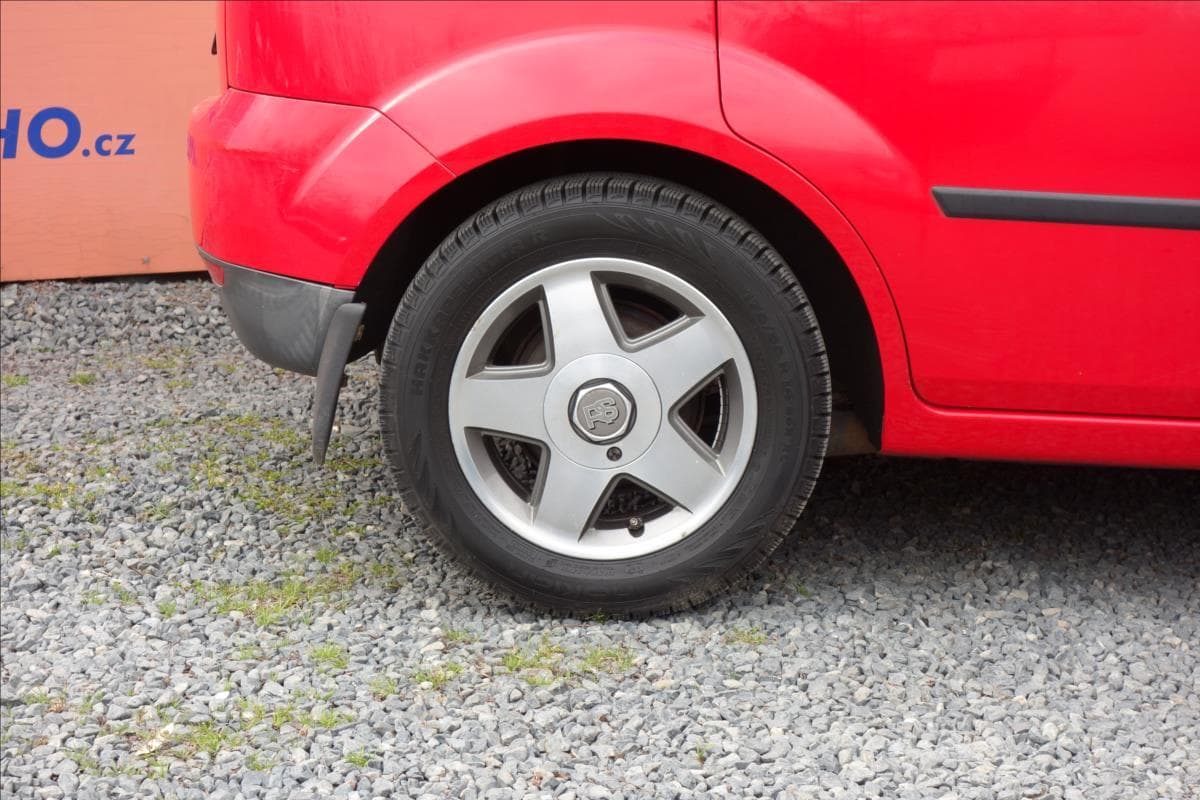 2003 Ford FIESTA - 9