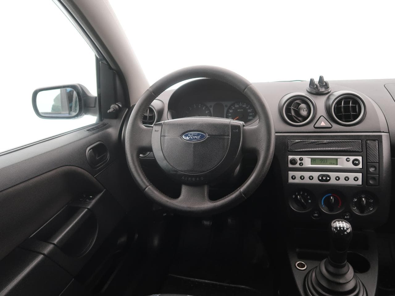 2003 Ford FIESTA - 9
