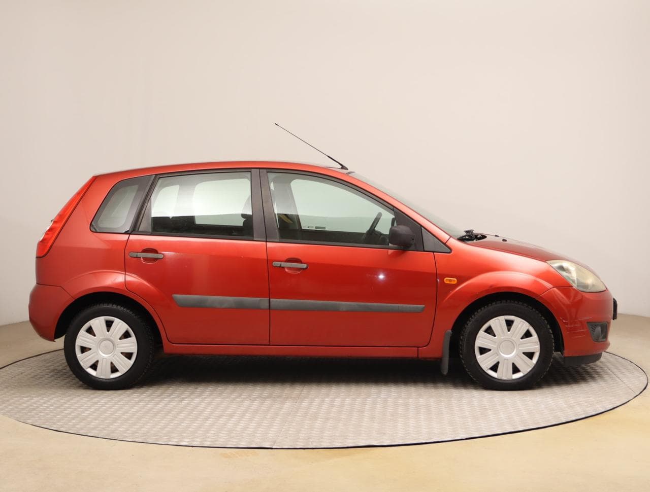 2008 Ford FIESTA - 8