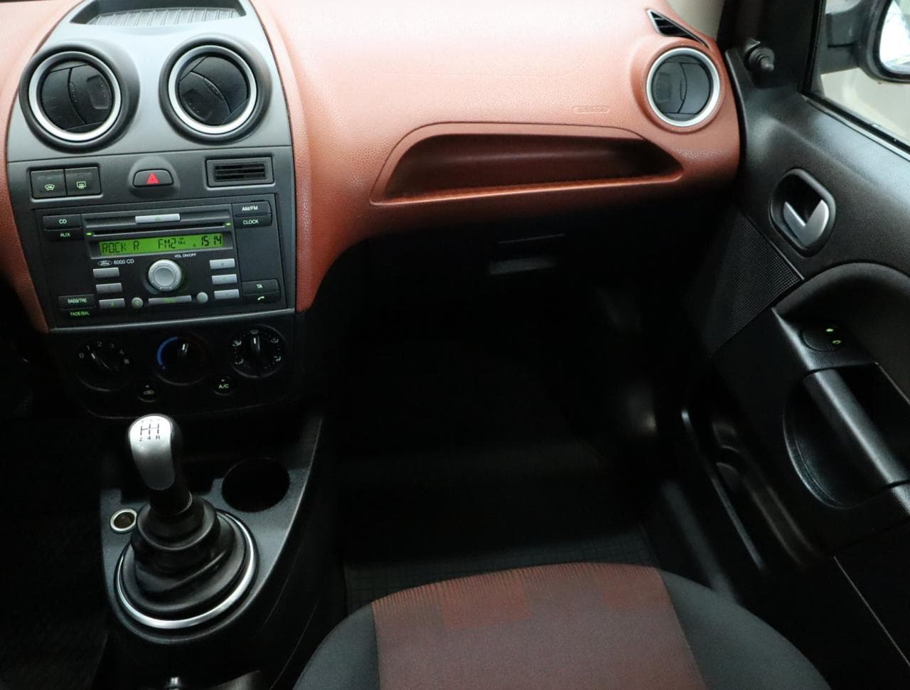 2008 Ford FIESTA - 11