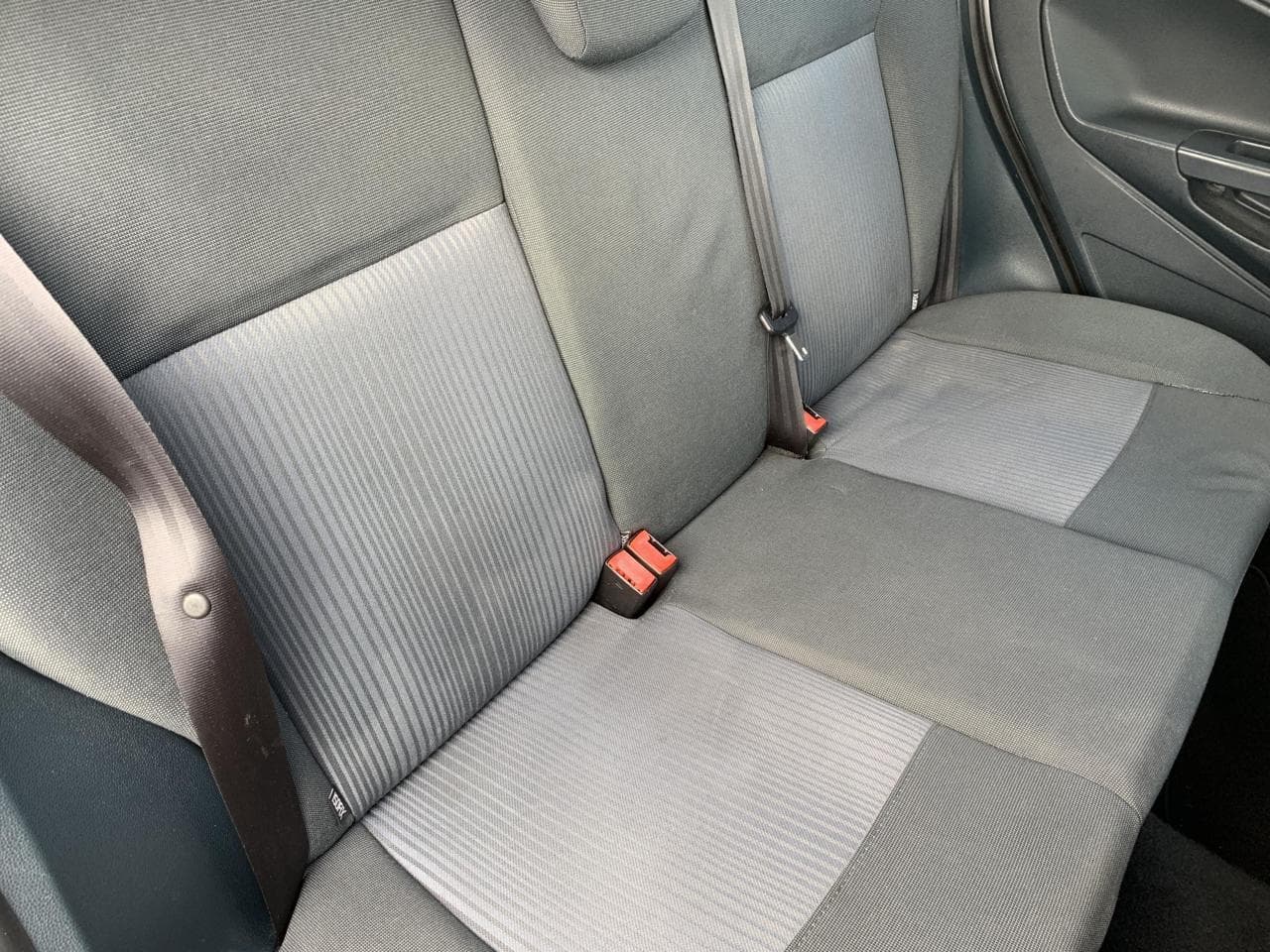 2012 Ford FIESTA - 11