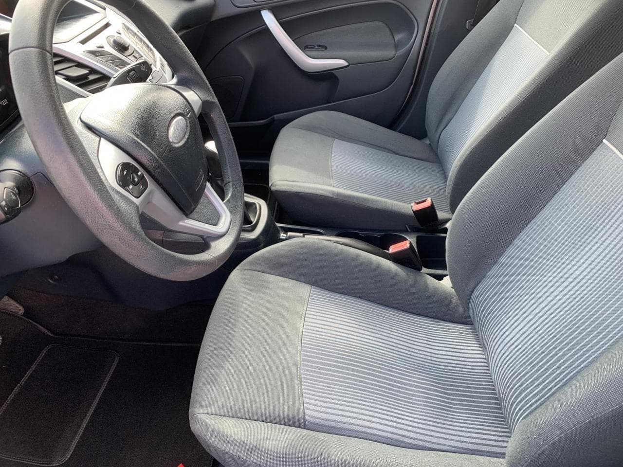 2012 Ford FIESTA - 14