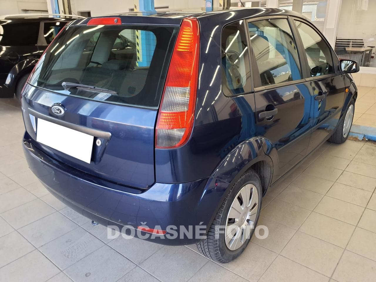2004 Ford FIESTA - 2