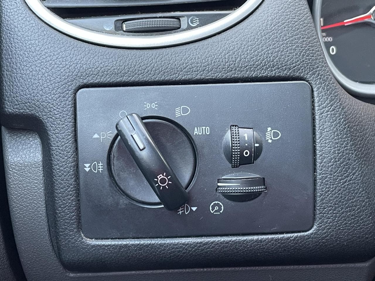 2008 Ford Focus - 16