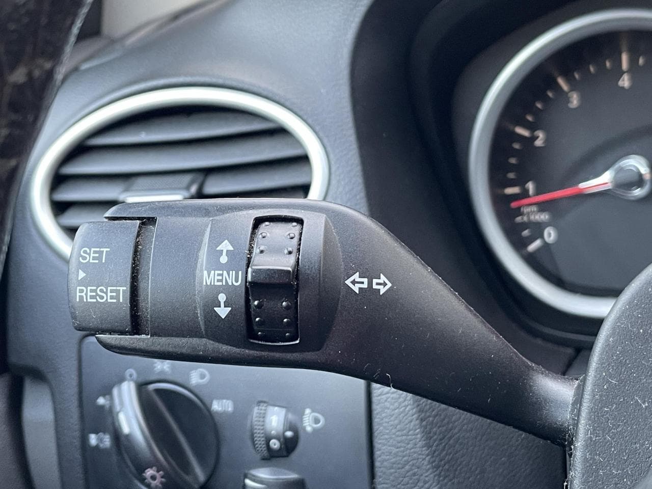 2008 Ford Focus - 14