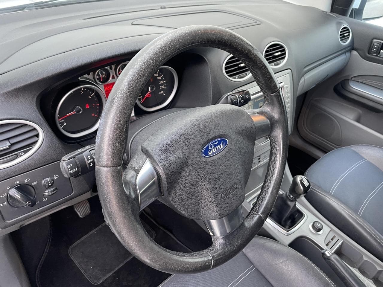 2008 Ford Focus - 10