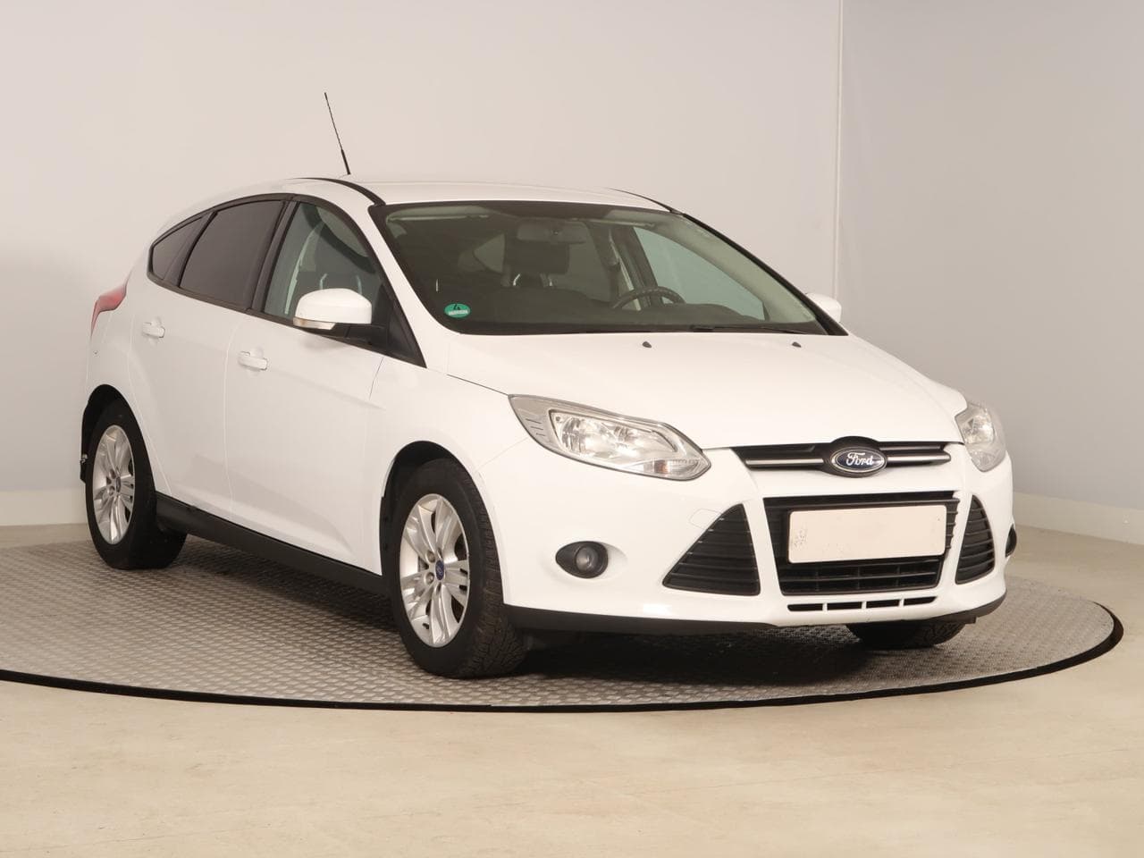 Ford Focus 1.6 i 92kW hatchback