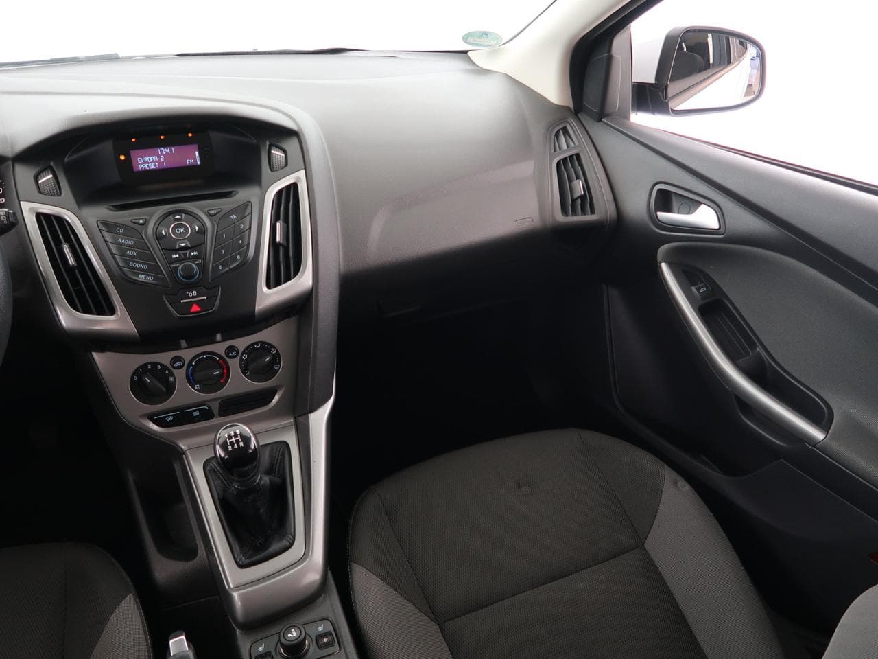 2011 Ford Focus - 11