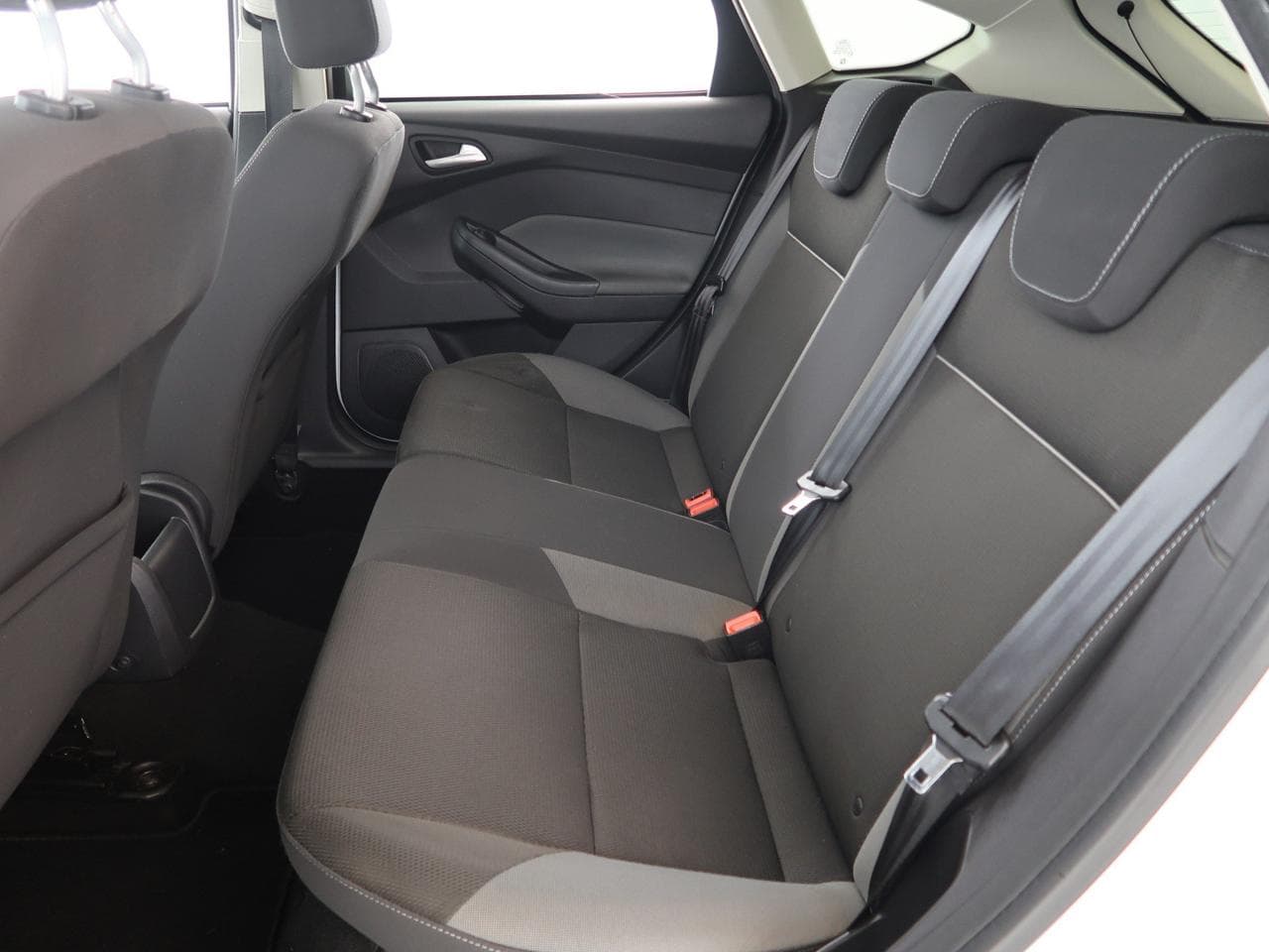 2011 Ford Focus - 15