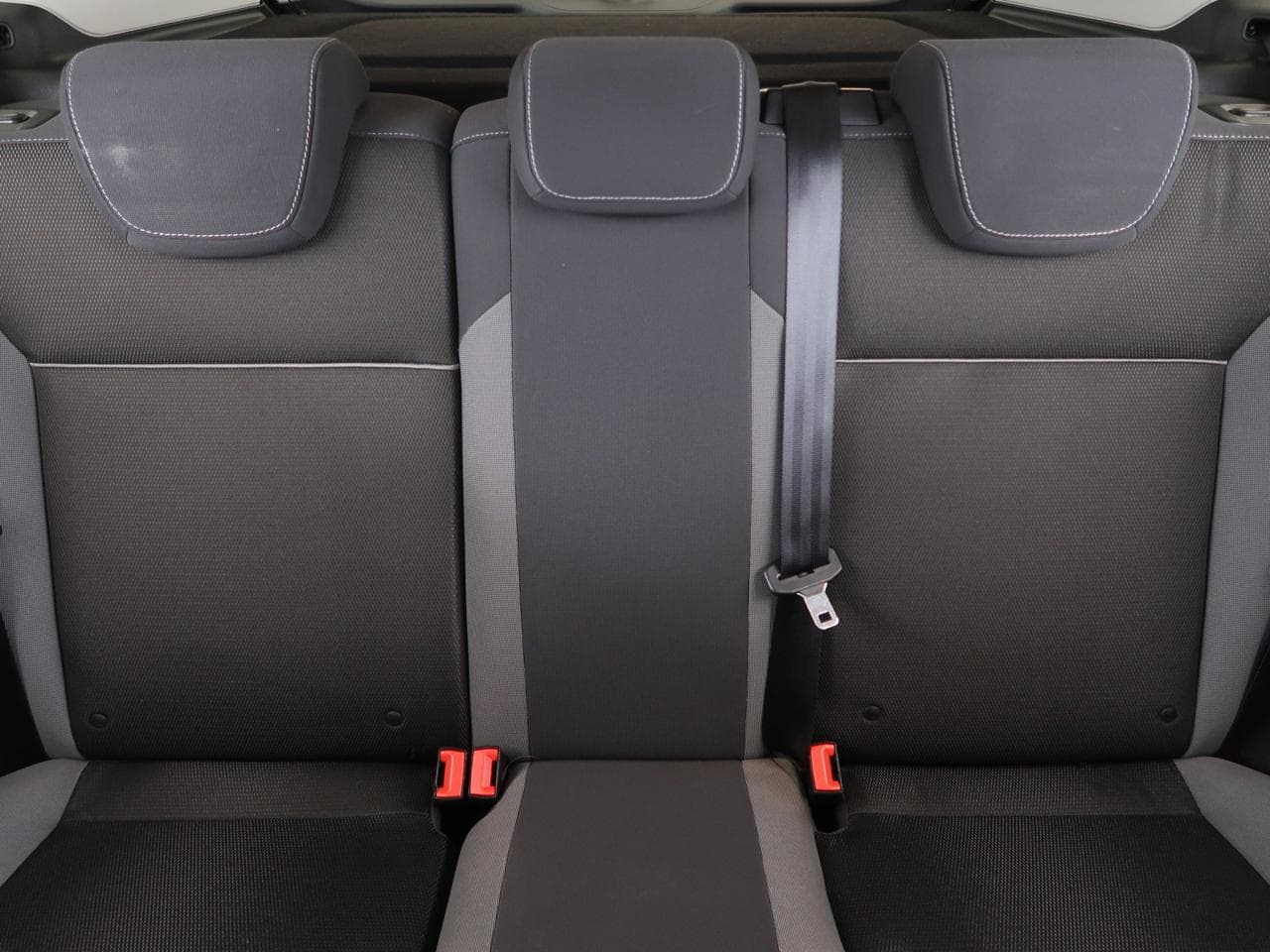 2011 Ford Focus - 14