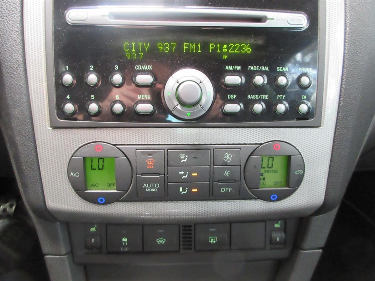 2006 Ford Focus - 39