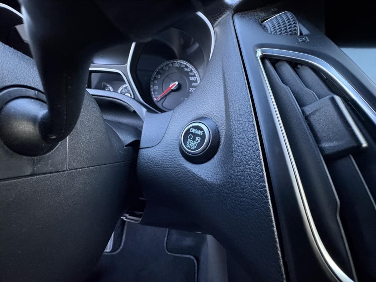 Ford Focus - 14