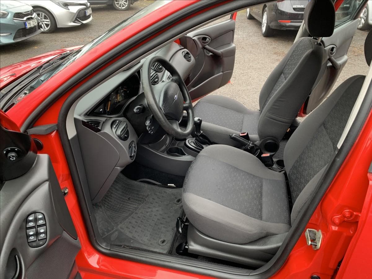 2002 Ford Focus - 21