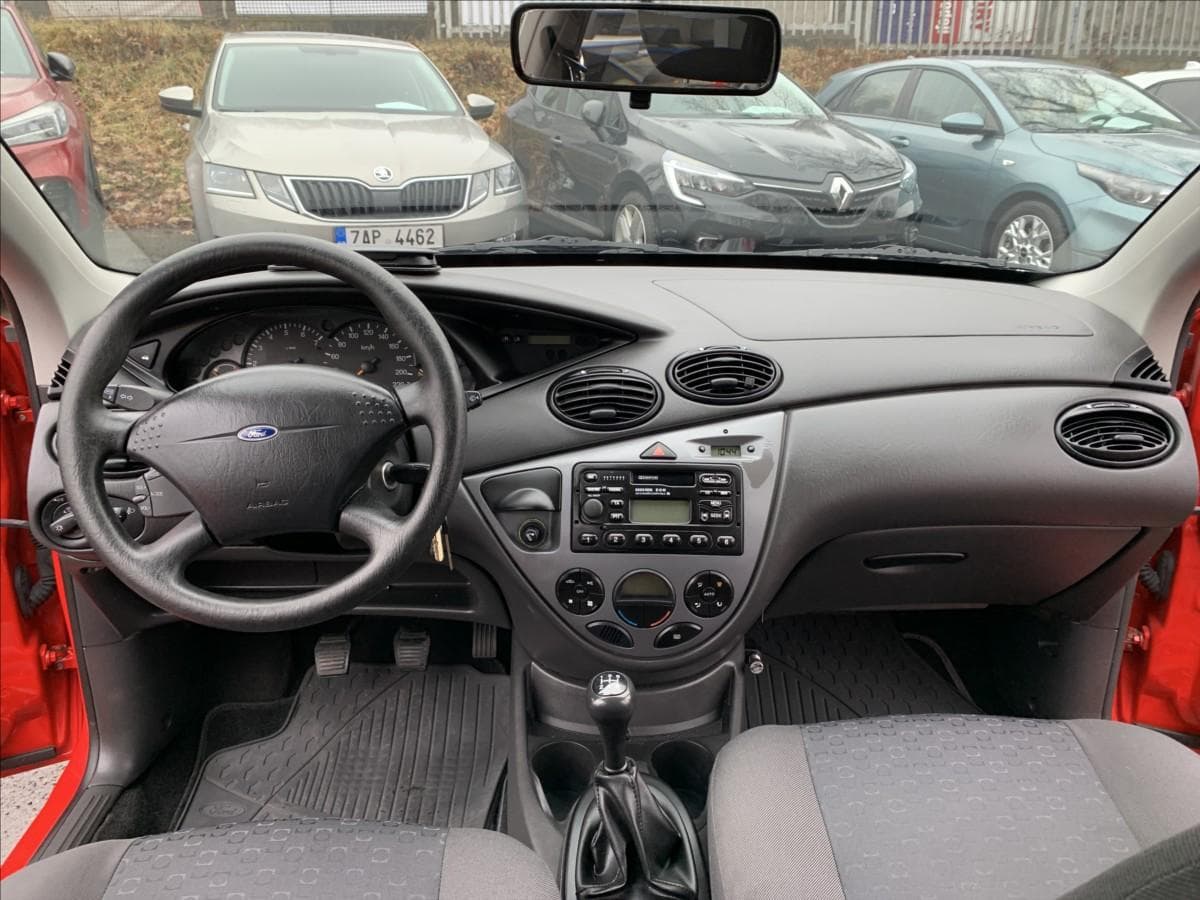 2002 Ford Focus - 17