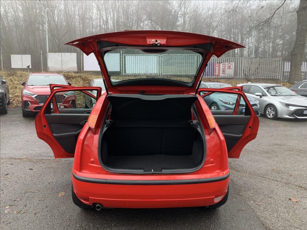 2002 Ford Focus - 31