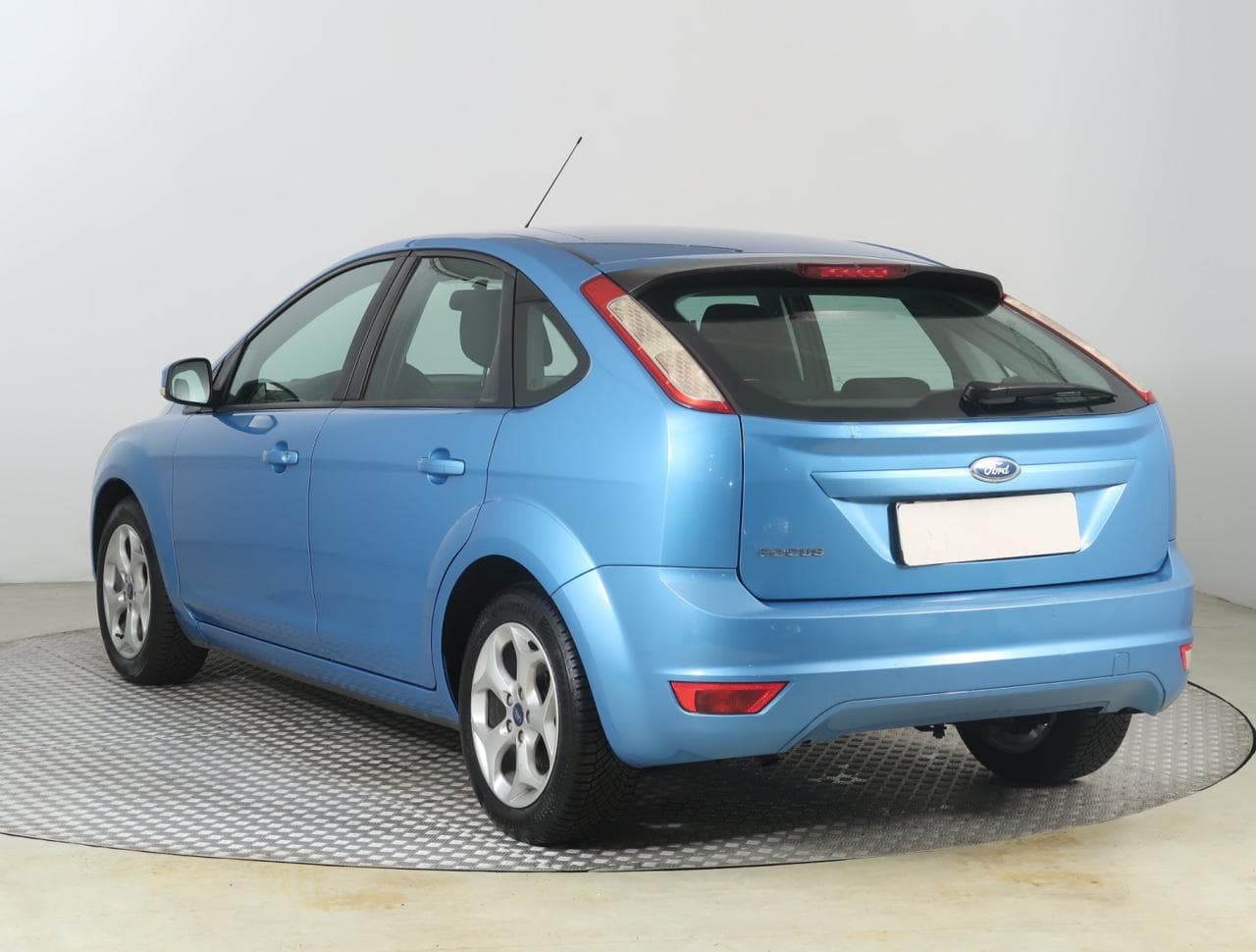 2009 Ford FOCUS - 5
