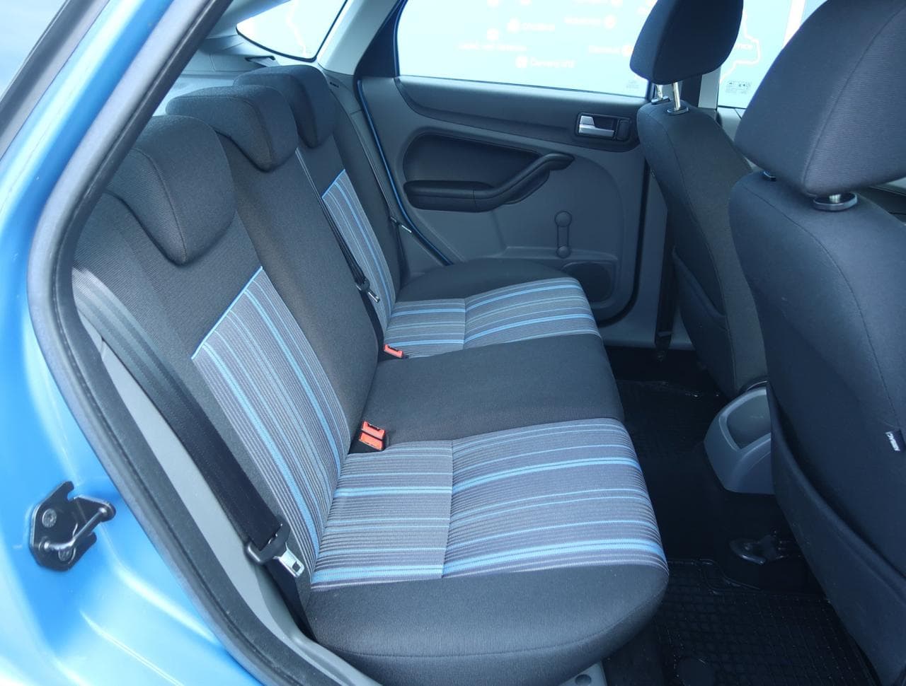 2009 Ford FOCUS - 13