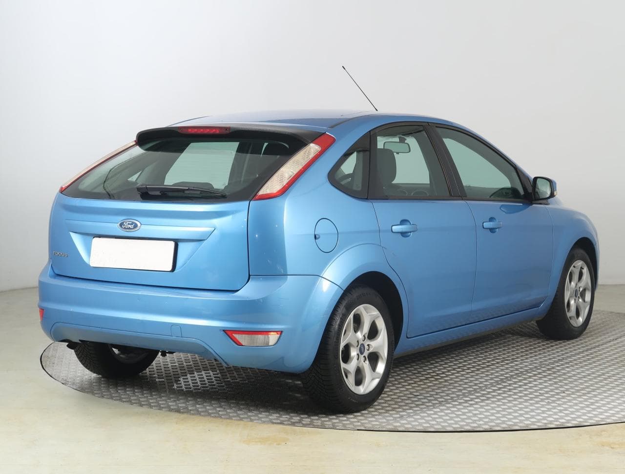 2009 Ford FOCUS - 7