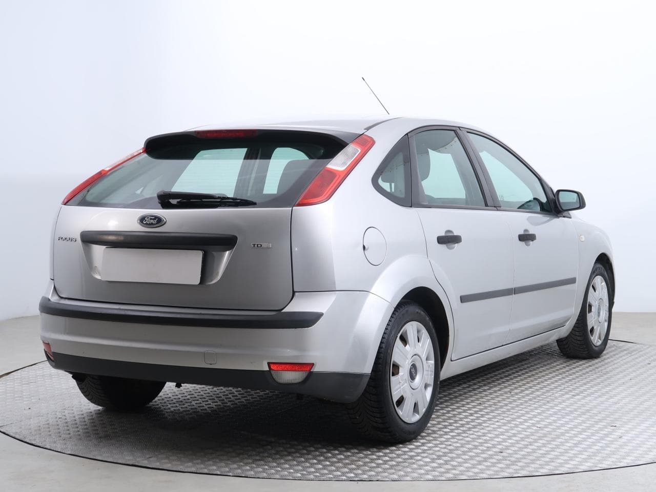 2005 Ford FOCUS - 7