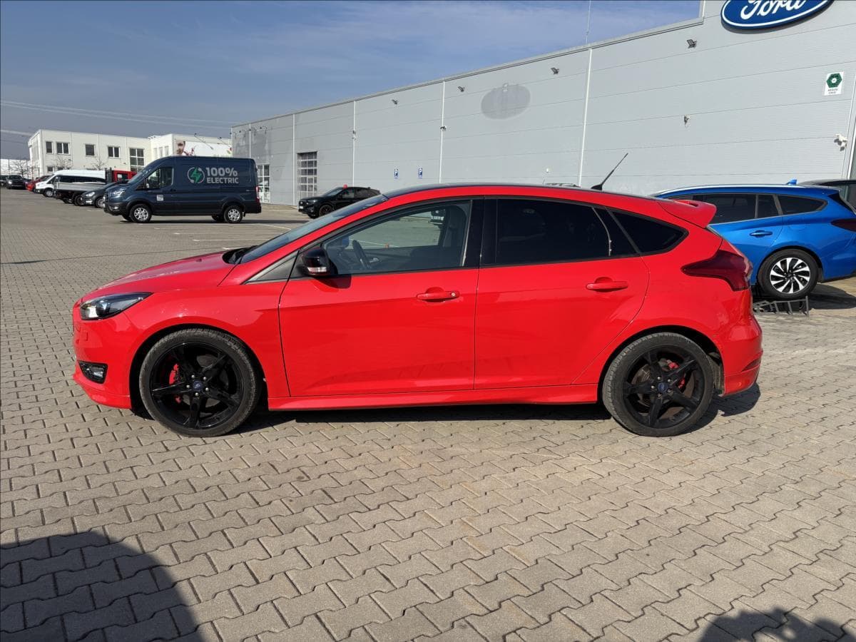 2016 Ford FOCUS - 2