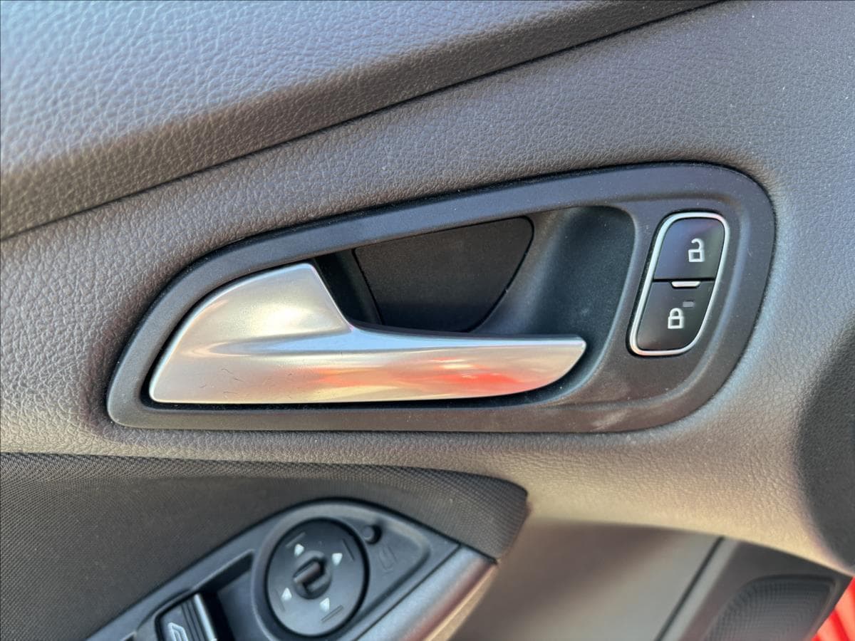2016 Ford FOCUS - 20