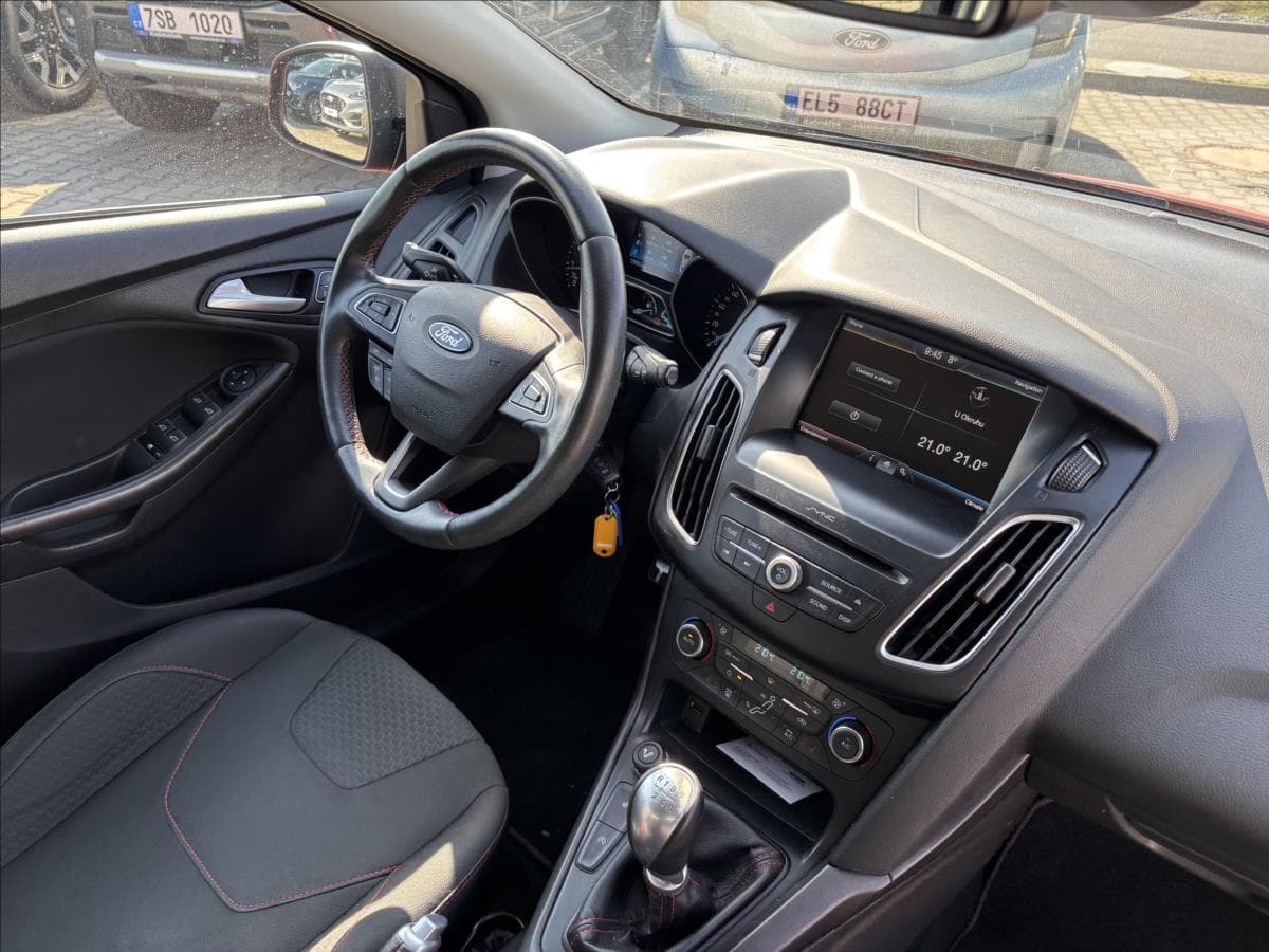 2016 Ford FOCUS - 17