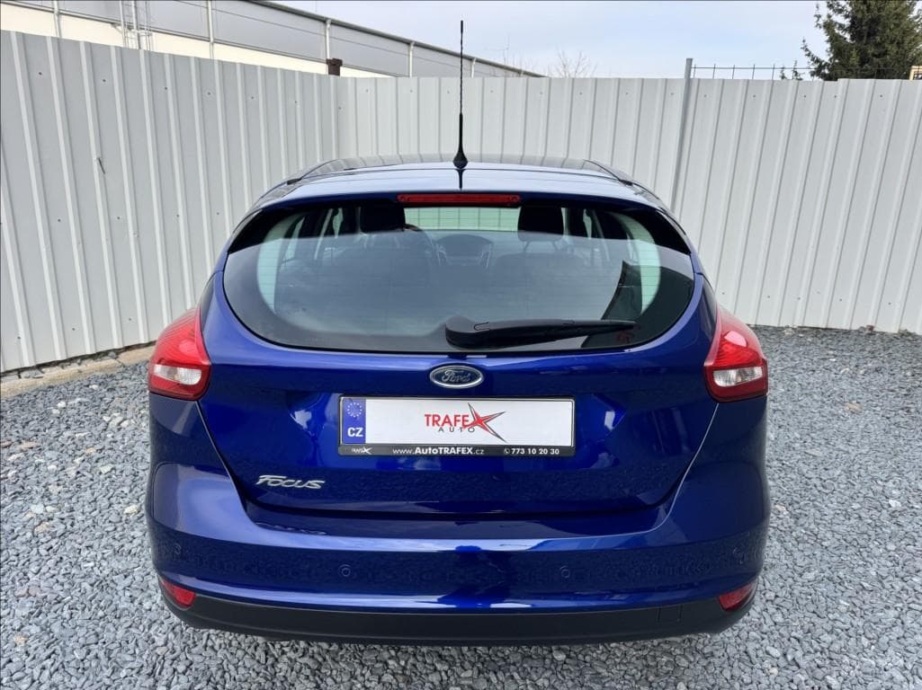2017 Ford FOCUS - 11