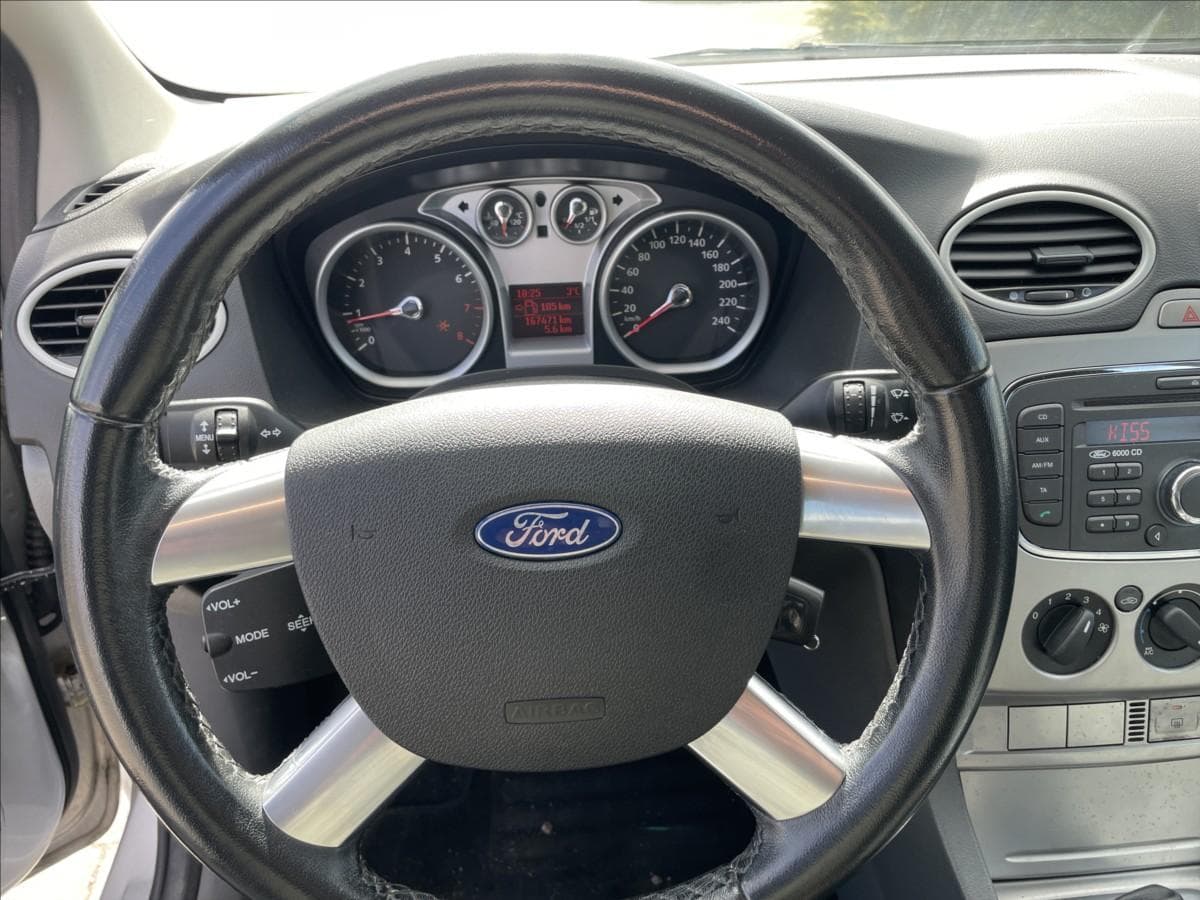 2011 Ford FOCUS - 14