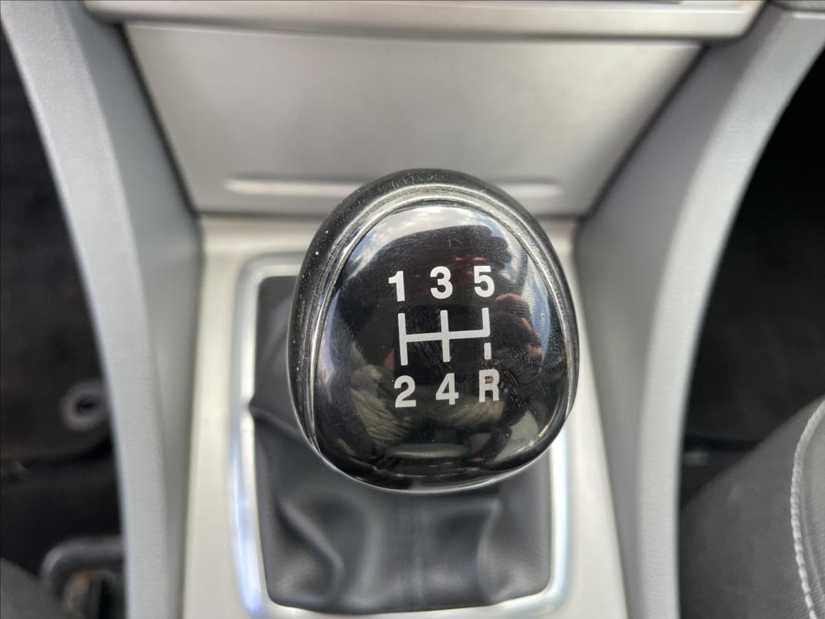 2011 Ford FOCUS - 17