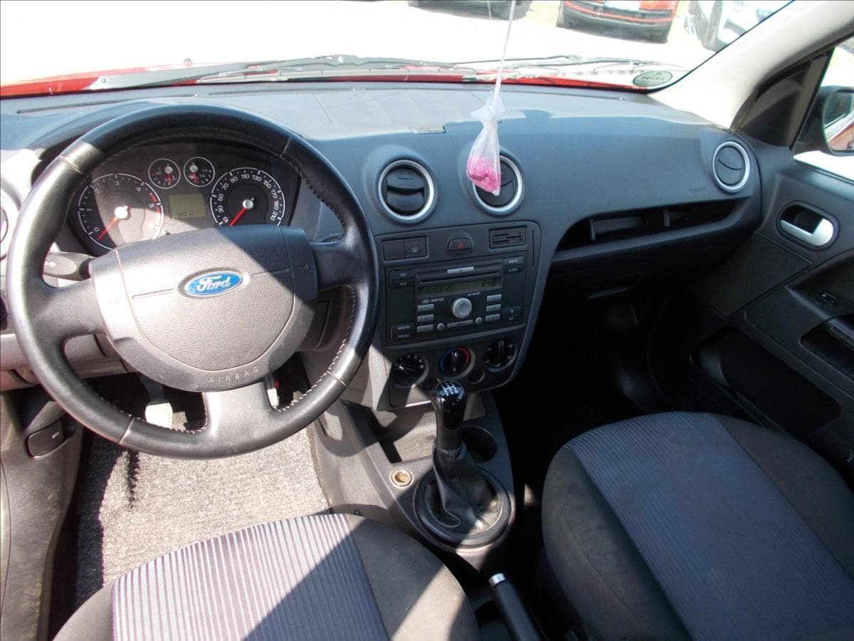 2006 Ford FUSION - 19