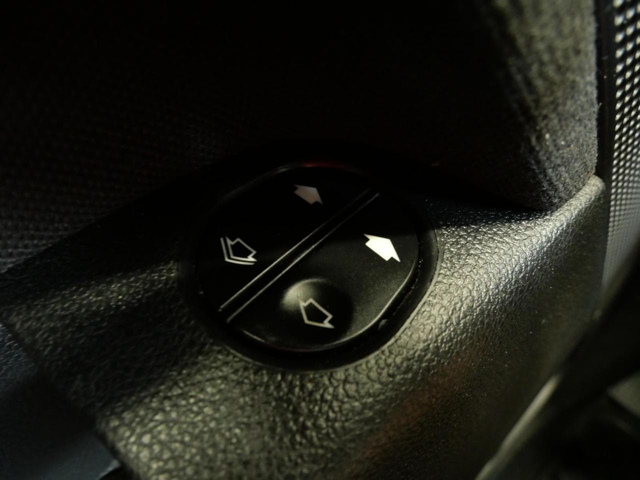 2008 Ford FIESTA - 14