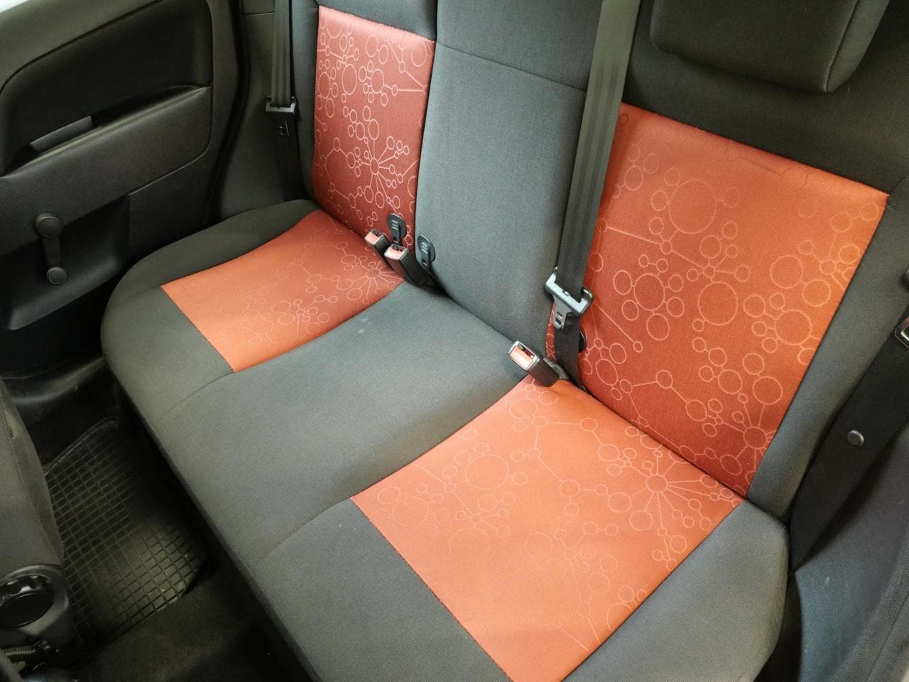 2008 Ford FIESTA - 10