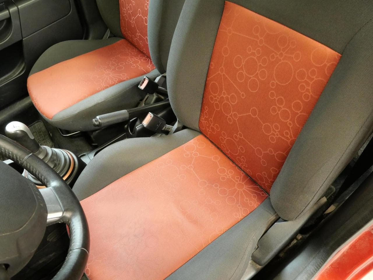 2008 Ford FIESTA - 9