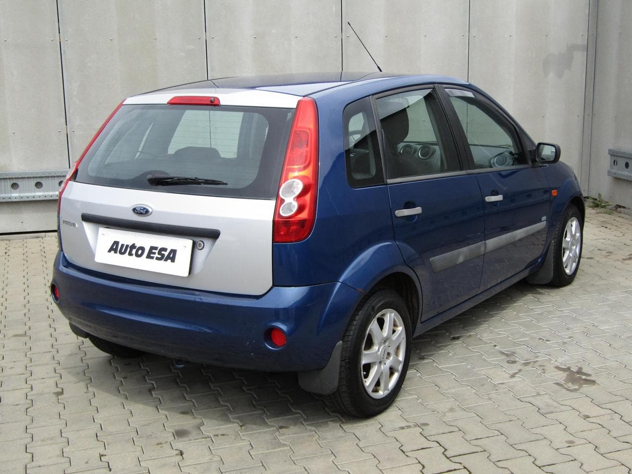 2007 Ford FIESTA - 4