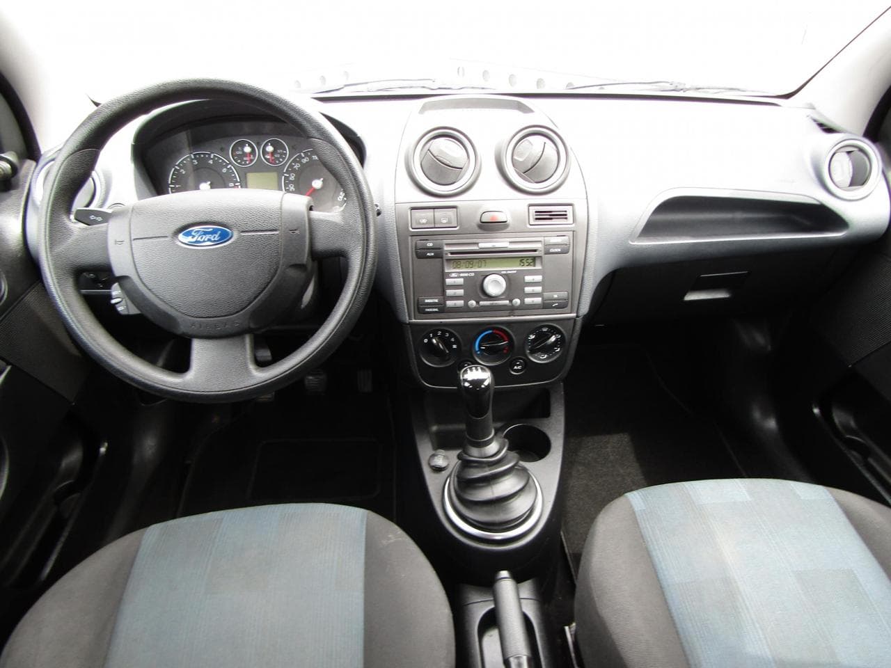 2007 Ford FIESTA - 8