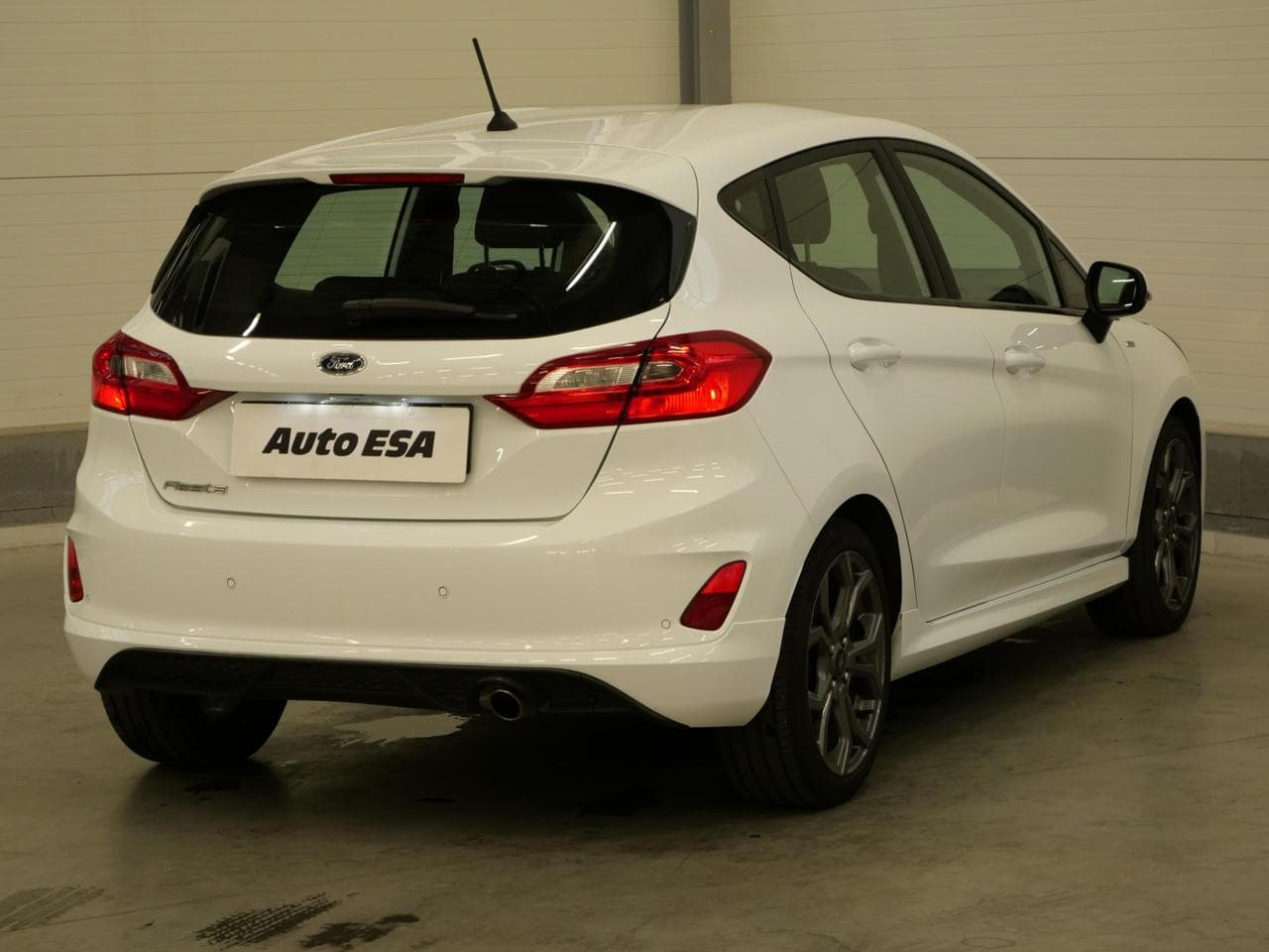 2018 Ford FIESTA - 4