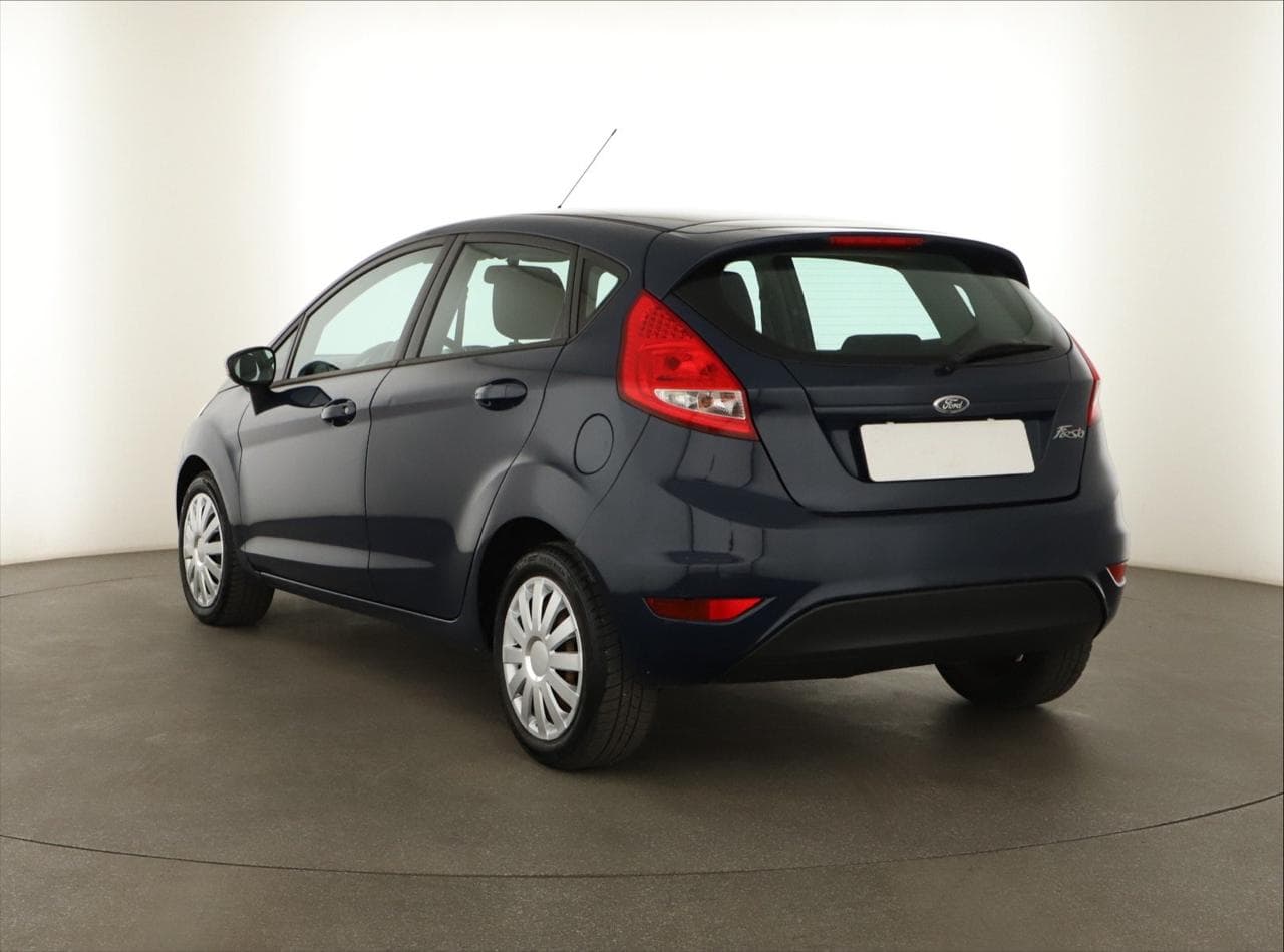 2011 Ford FIESTA - 5