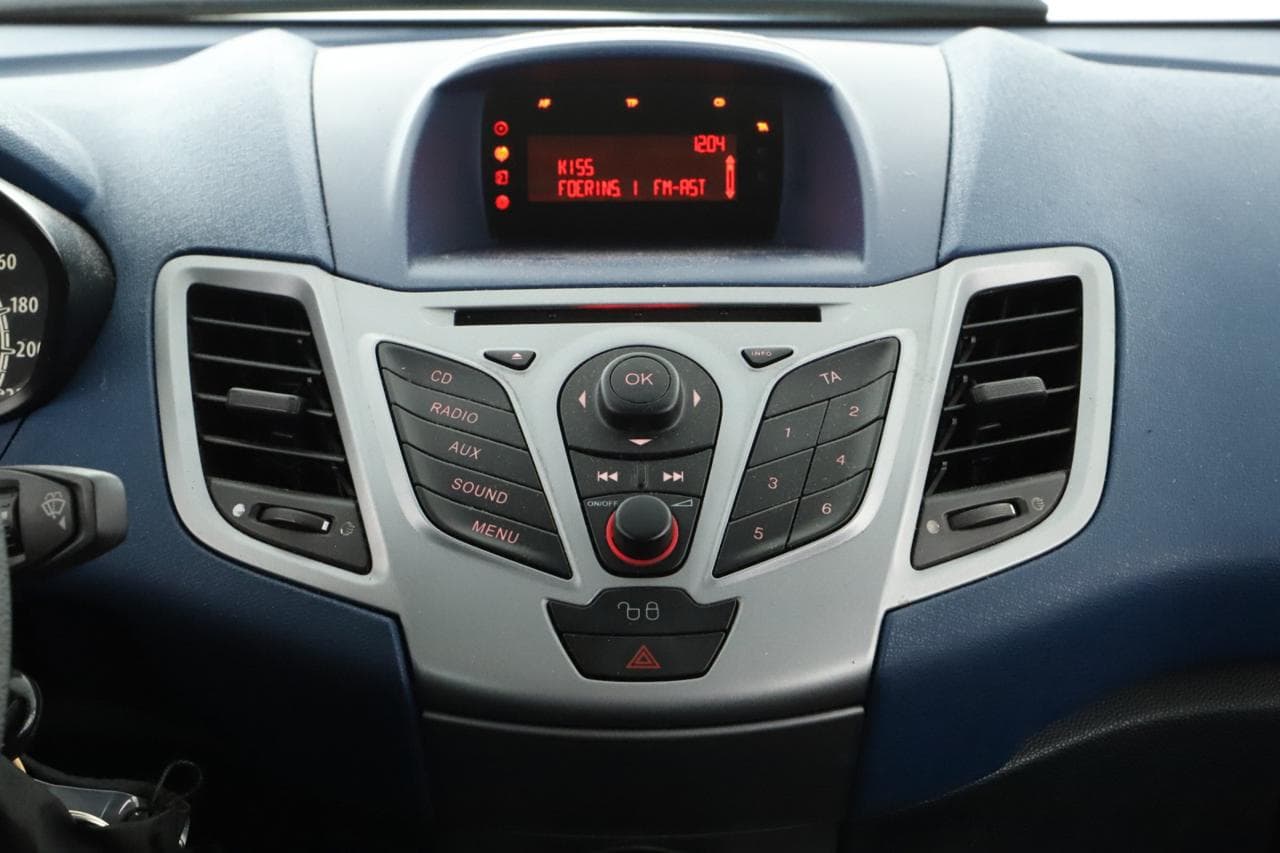 2009 Ford FIESTA - 15