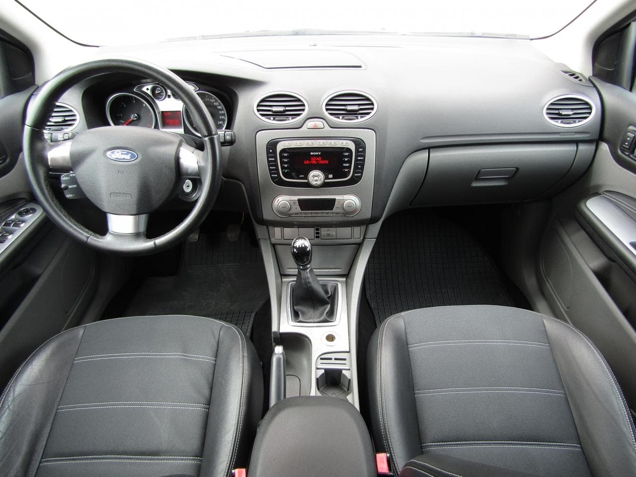 2009 Ford FOCUS - 11
