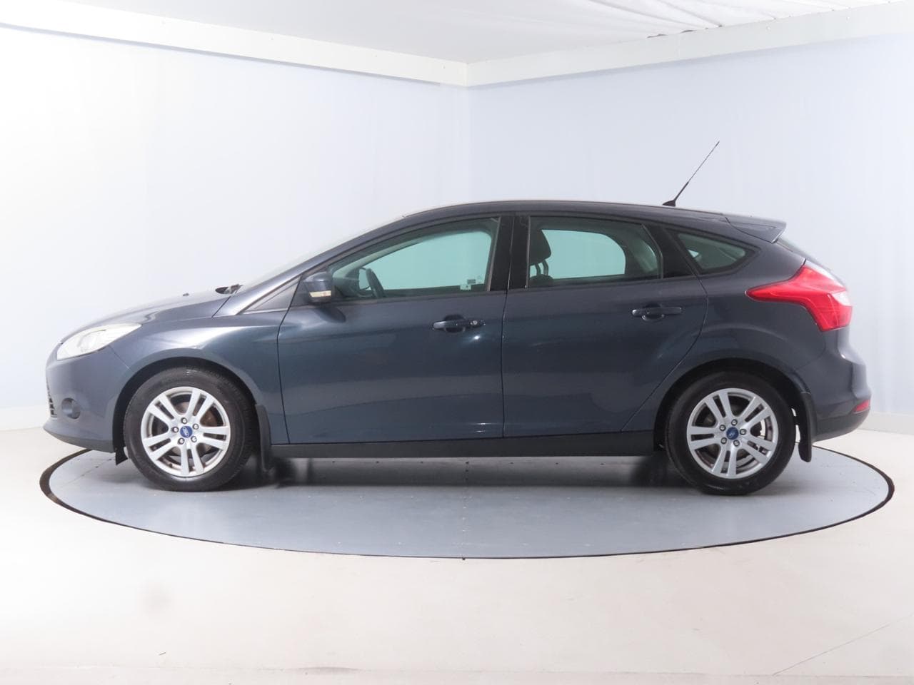2011 Ford FOCUS - 4
