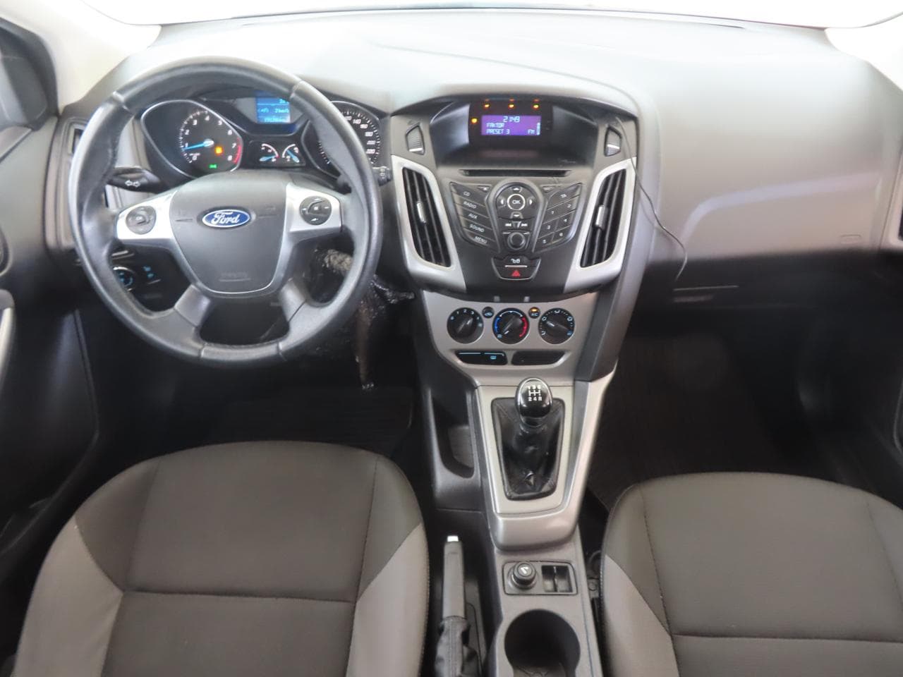 2011 Ford FOCUS - 10