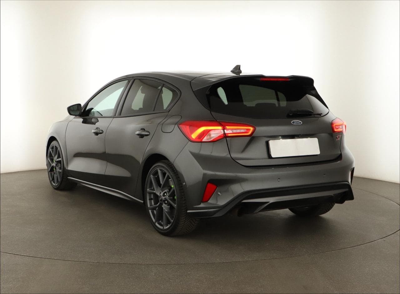 2020 Ford FOCUS - 5
